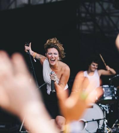 Cantora criciumense abre o festival Lollapalooza 2023