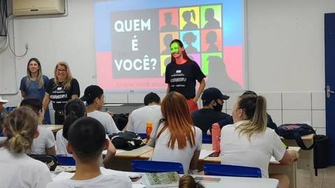 Em Criciúma, jovens recebem capacitação para empreender