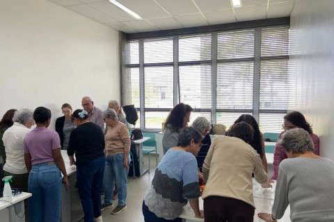 Celular com segurança: curso gratuito para idosos está com inscrições abertas em Criciúma