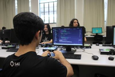 Curso técnico em Informática da Satc investe na formação de profissionais bem capacitados