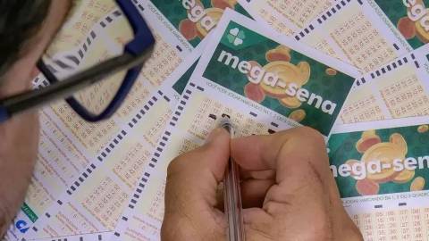 Aposta de Criciúma acerta cinco números na Mega-Sena