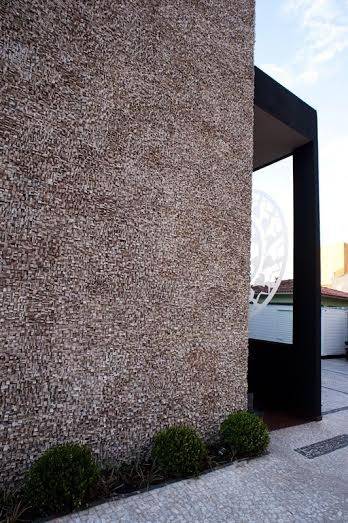 Pietre Colorate apresenta variedade de mosaicos que valoriza a arquitetura