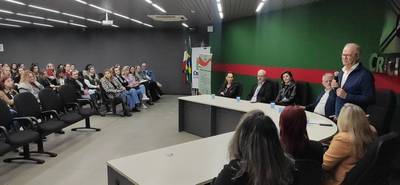 Quase 2 mil alunos de Criciúma serão beneficiados com Projeto + Saber