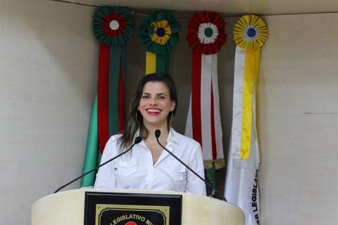 Morre Tati Teixeira, ex-vereadora de Criciúma, aos 43 anos
