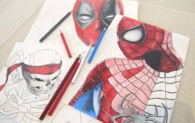 Estudante faz exposição de mangás no Nações Shopping