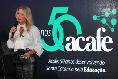Da academia para a máquina pública estadual