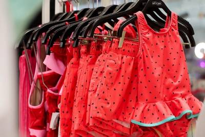 Moda praia: confira as cores e estampas em alta neste verão