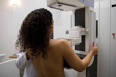 Outubro Rosa: diagnóstico precoce do câncer de mama pode garantir até 95% de chances de cura