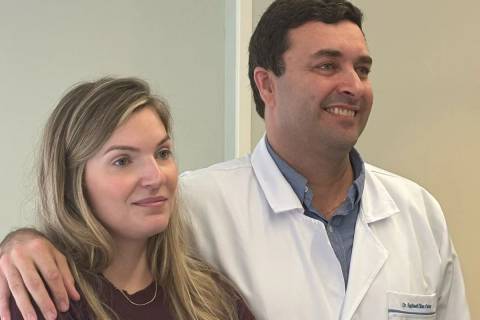 Raphael Elias Farias se despede da função de diretor técnico do HSJosé e nova médica assume cargo