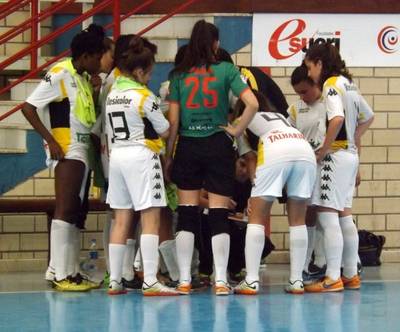 Criciúma vence na estreia do Estadual de Futsal Feminino
