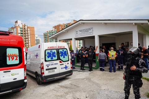 Santa Catarina: três presos morrem em incêndio na Penitenciária de Florianópolis