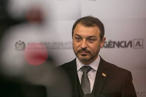 Casamento arranjado com Moisés e antiga rivalidade entre MDB e PP