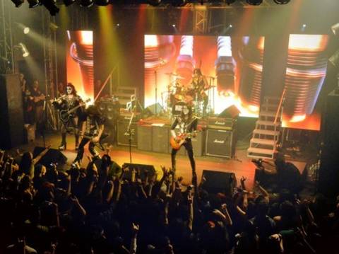 KIss Cover e Antítese no Ventuno Pub