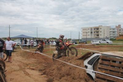 Força e superação no 29° Enduro da Lua Cheia