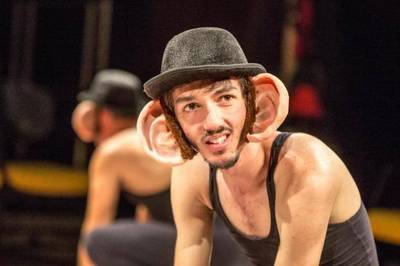 Terça-feira de teatro com peça Quase Tudo no Timing 