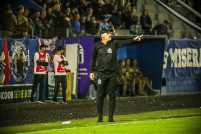 Sílvio Criciúma analisa empate contra o Nação e afirma: "O campeonato só acaba se o Hercílio Luz vencer"