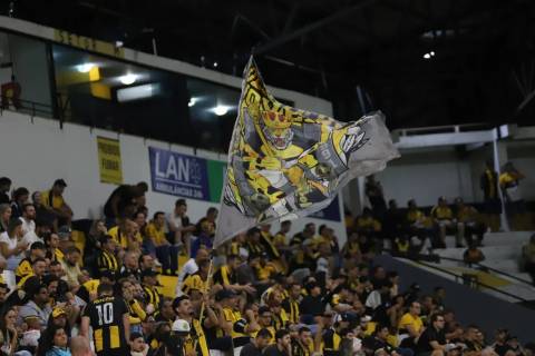 Criciúma iniciará entrega de camisas para sócios no fim de maio