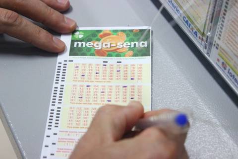 Sorteio da Mega-Semana de Carnaval pode pagar R$ 10 milhões nesta terça-feira