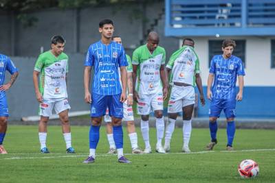 Goleada, rebaixamento e líder isolado marcam a 14ª rodada da Série B do Catarinense; veja a tabela