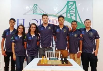FME Içara conquista troféu no Floripa Chess Open