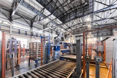 Produção industrial recua 0,2% em julho no país