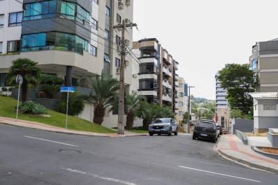 Trânsito na área central de Criciúma passa por mudanças a partir de segunda-feira