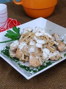 Inguine com Filé de Frango ao Molho de Limão