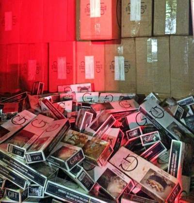 PRF apreende 125 mil maços de cigarros contrabandeados do Paraguai