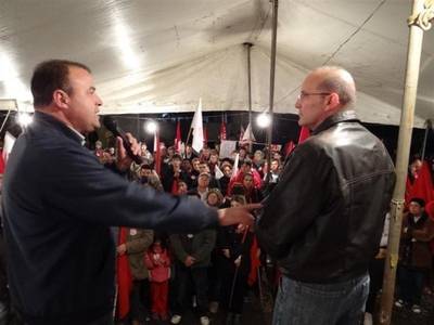 Neguinho e Félix fazem reunião no bairro Cidade Alta 