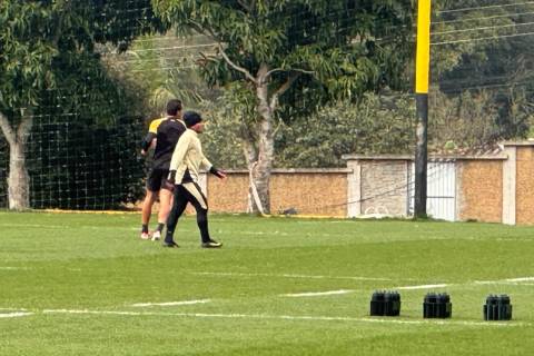 Desfalque na última partida do Tigre, meia volta a trabalhar com o elenco em reapresentação