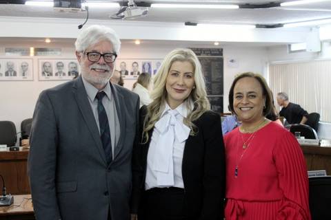 Comunidade acadêmica da Unesc recebe nomeação da reitora ao Conselho Estadual de Educação