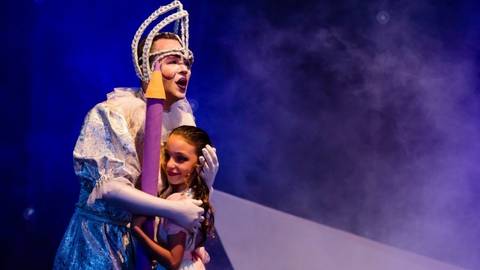 Studio Voga promove a magia em Laguna com o espetáculo “A Essência do Natal”