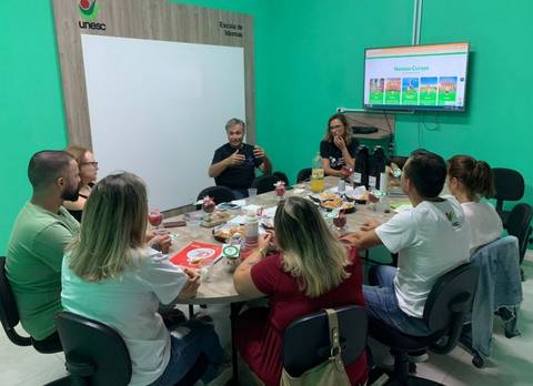 Matrículas abertas na Escola de Idiomas da Unesc: oportunidade em sete cursos