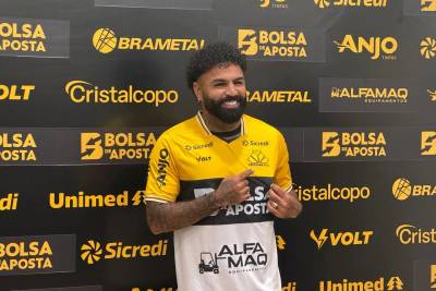 Romarinho projeta ano vitorioso no Criciúma