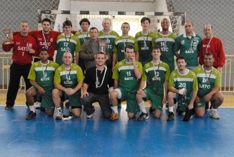Vitória, medalha no peito e vaga nos JASC