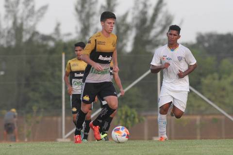 Criciúma faz testes contra o Avaí