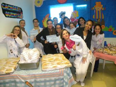 Pacientes do Serviço de Quimioterapia do HSJosé participam de "Arraiá"