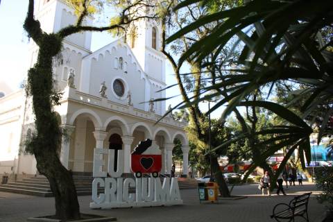 Abril Verde e Amarelo: Dia D de mobilização da campanha acontece neste sábado, em Criciúma