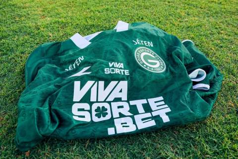 Adversário do Criciúma na Série B, Goiás completa 83 anos com chopp liberado