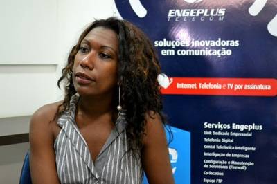 “Essa eleição só está acontecendo por causa de um processo de corrupção”, frisa Cintia dos Santos 
