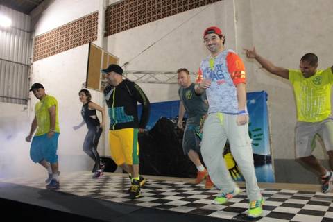 Mult comemora oito anos de atuação com evento de Zumba