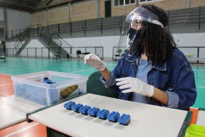 Aula prática envolve estudantes e detalha todos os processos de uma linha produtiva