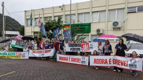 Pelo Estado 30/04: Greve dos professores longe do fim