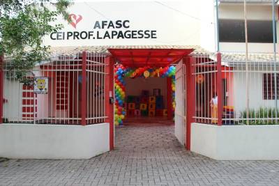 'Vamos ter que estudar e adotar alguma providência jurídica', afirma advogado sobre greve dos professores