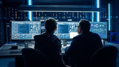 Analista de sistemas ou banco de dados? Conheça as profissões em alta no mercado de tecnologia
