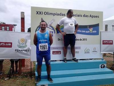 Colaborador da Cooperja participa de Olimpíada da Apae