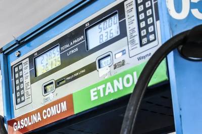 Petrobras reduz preço da gasolina a partir desta terça-feira