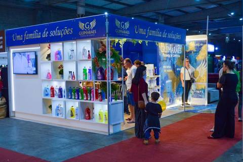 Experiências sensoriais na Feira CasaPronta destacam Guimarães Produtos de Limpeza