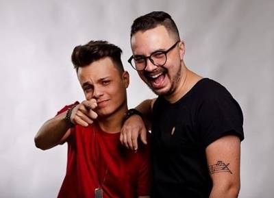 Henrique e Fernando: a história dos amigos que lançaram uma dupla sertaneja 