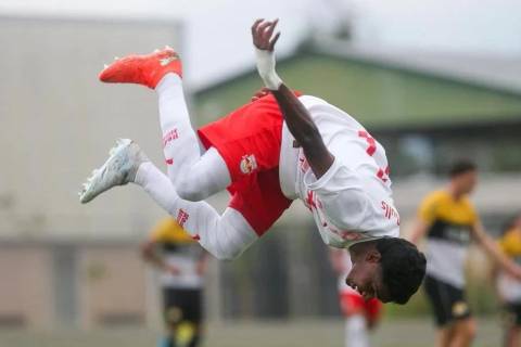 Criciúma soma quinta derrota seguida e cai para vice-lanterna do Brasileirão Sub-20
